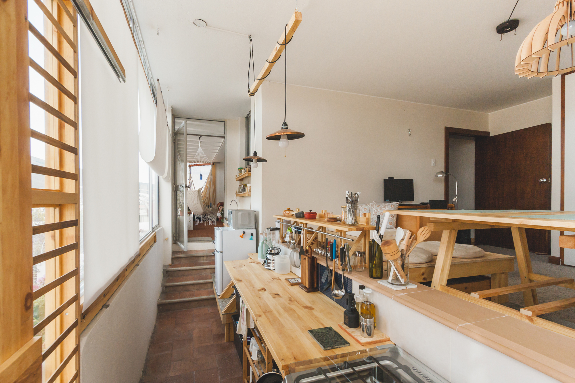 House in a Corridor / ESEcolectivo Arquitectos-7