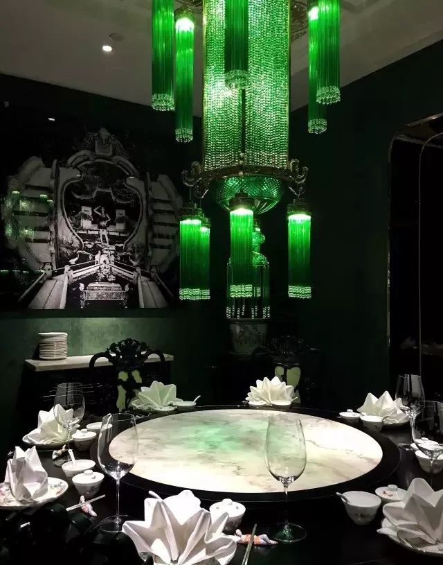 新国潮餐饮设计风靡上海,传统元素演绎现代美学-91