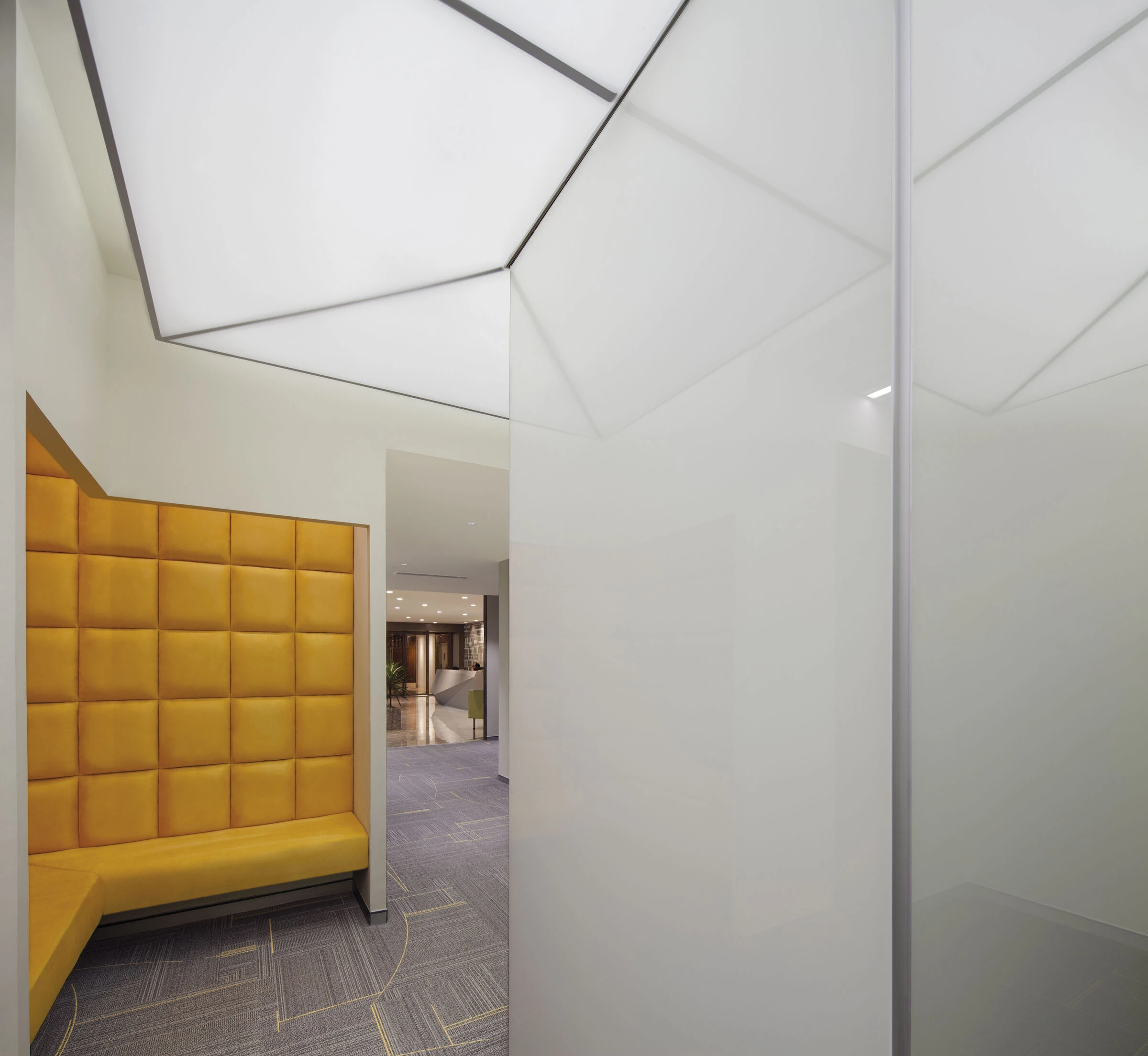 Corporatedge, Two Horizon Center-13