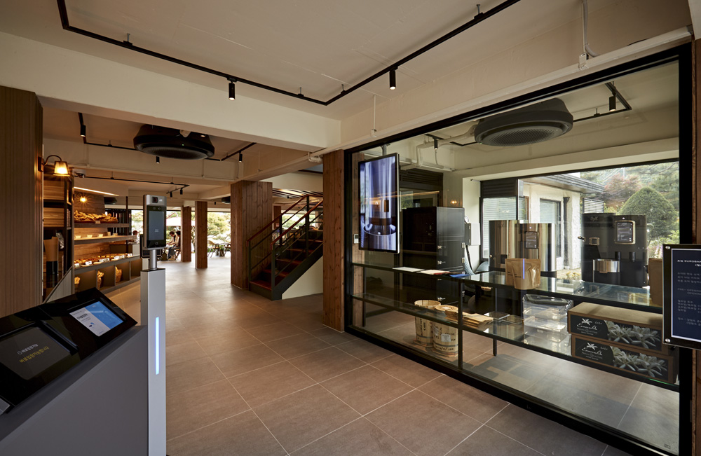 现代简约风格的餐厅设计-8