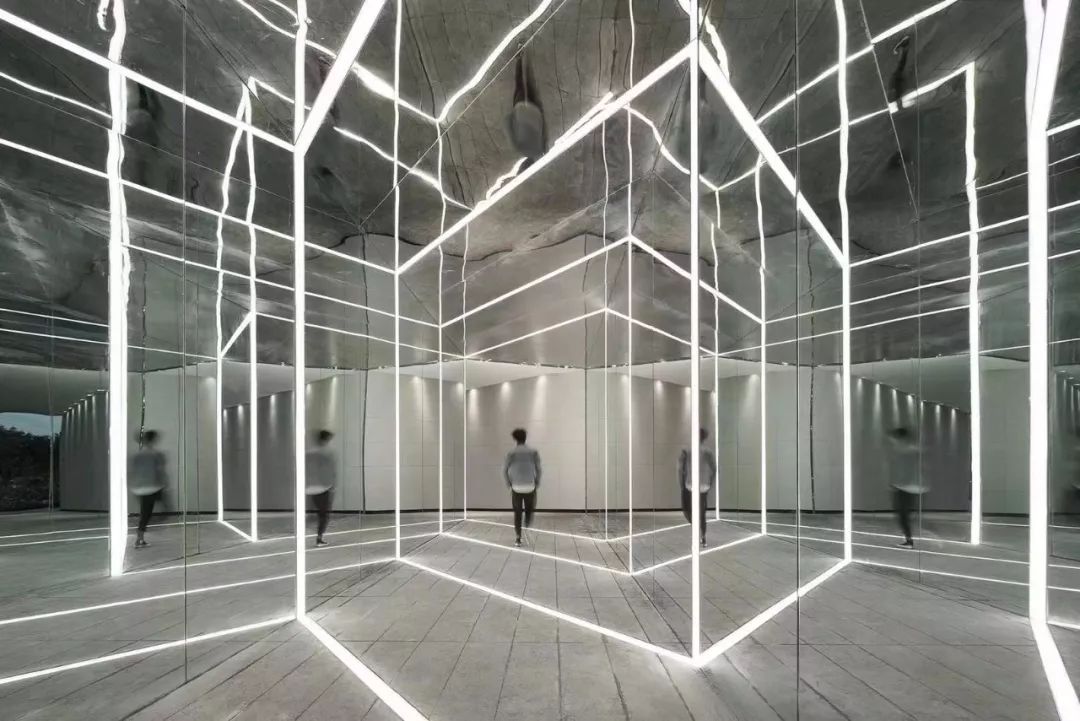 香港置地云山岳 | 无限沉浸的光影艺术空间-37