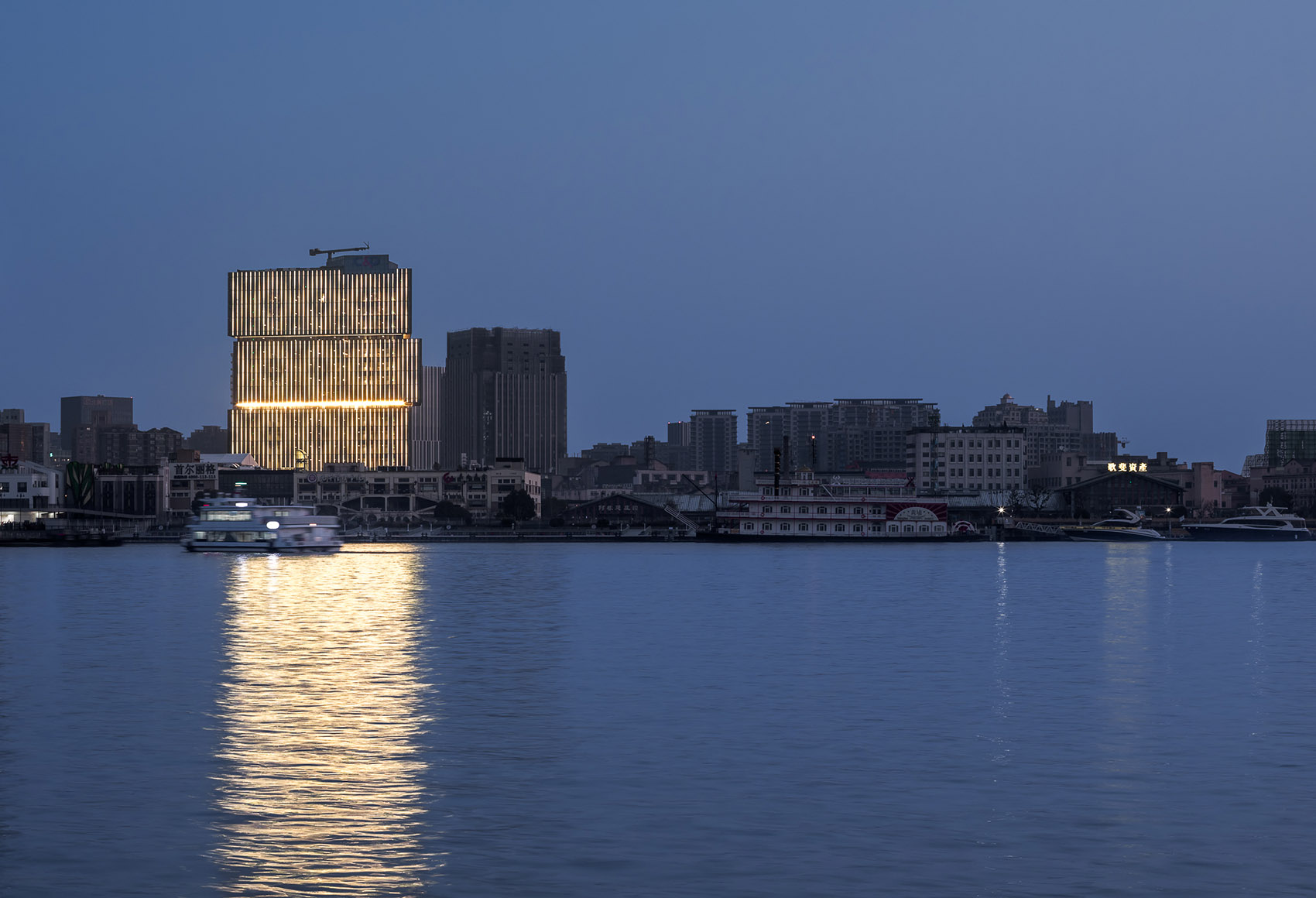 上海建发大厦 / gad-54