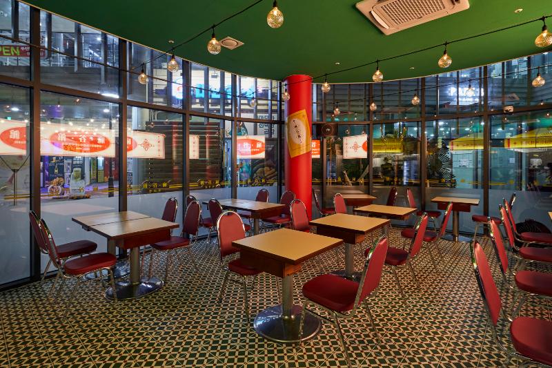 二十平米独特复古餐厅设计-8