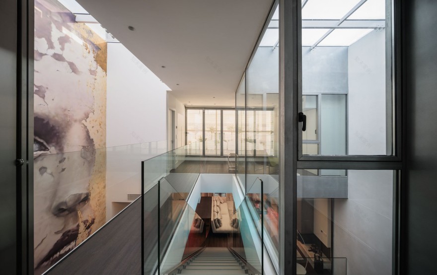 CM4 Arquitectos 打造塞维利亚私人住宅设计-7