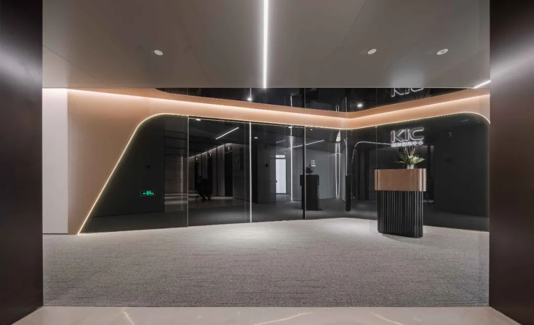 KIC 柯桥国际中心 45F 办公展示空间丨中国绍兴丨HWCD-16