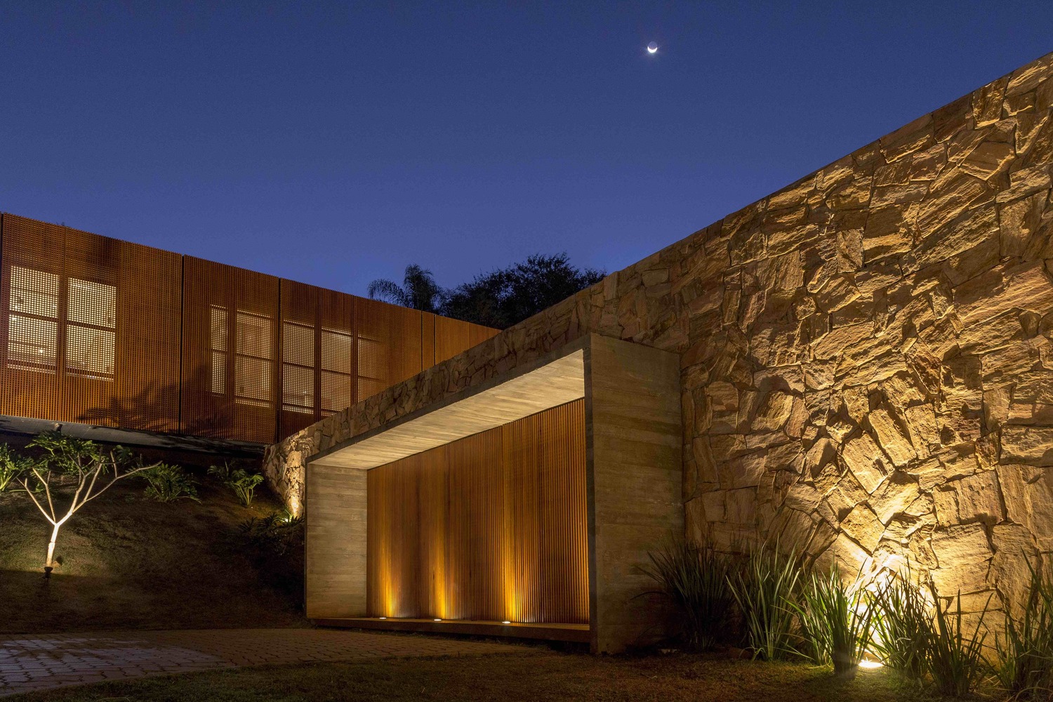 巴西米纳斯吉拉斯山脉中的“石之家”-38