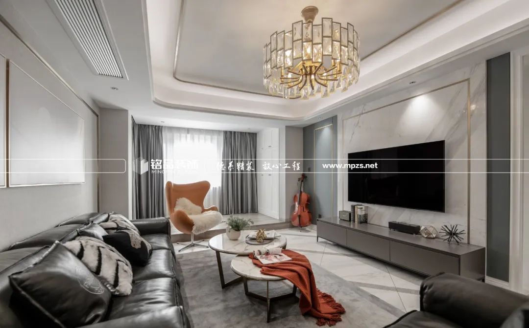 龙湖滟澜山现代轻奢案例，客餐厅打通扩容 1/3-17