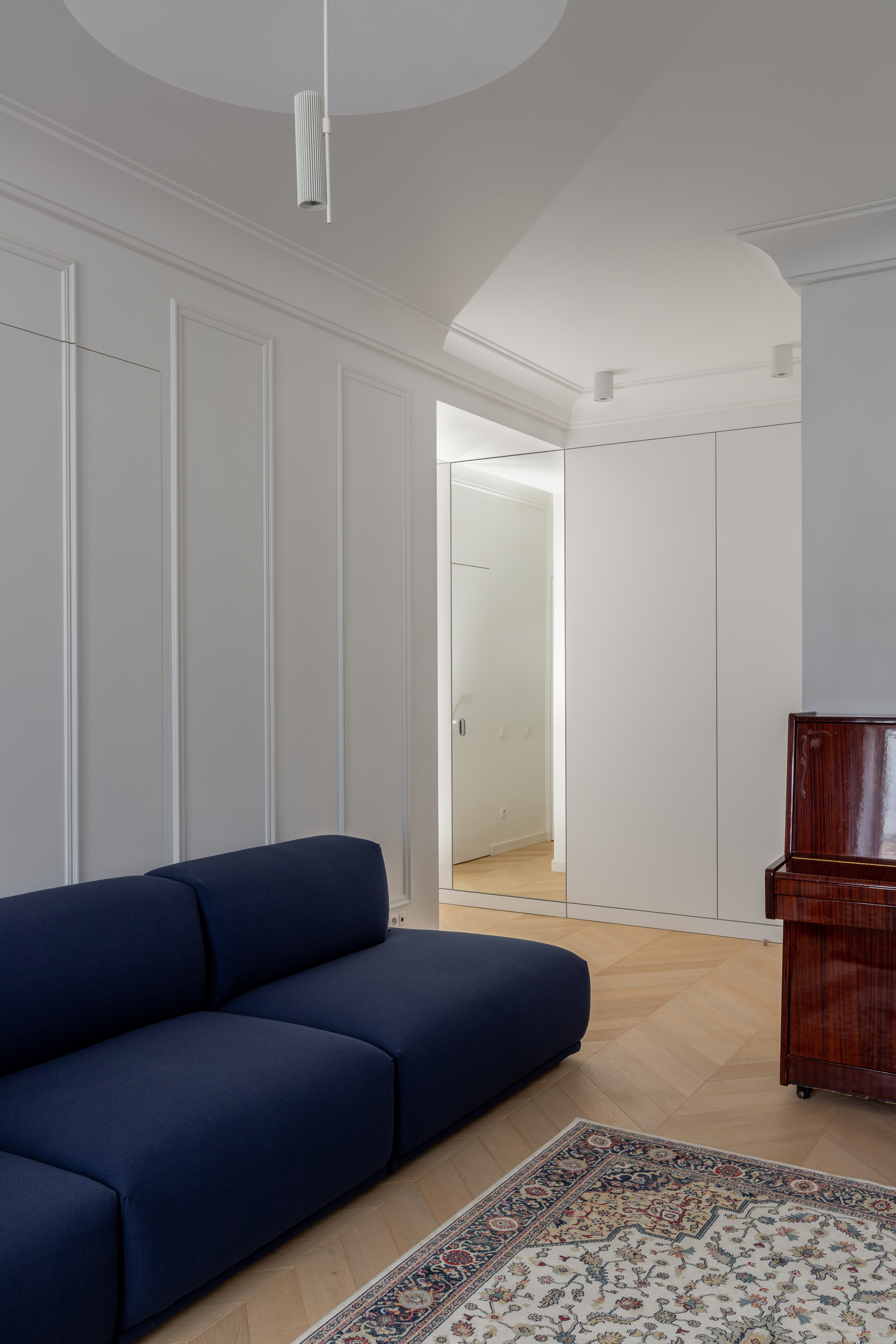 明亮的室内环境丨白俄罗斯明斯克丨Roman Mohammad,Alexey Korablev-35