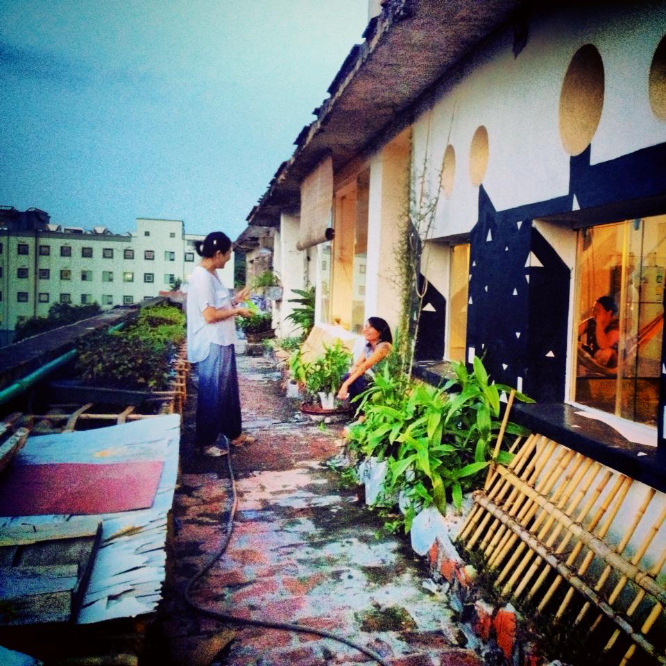 比天堂更陌生-5