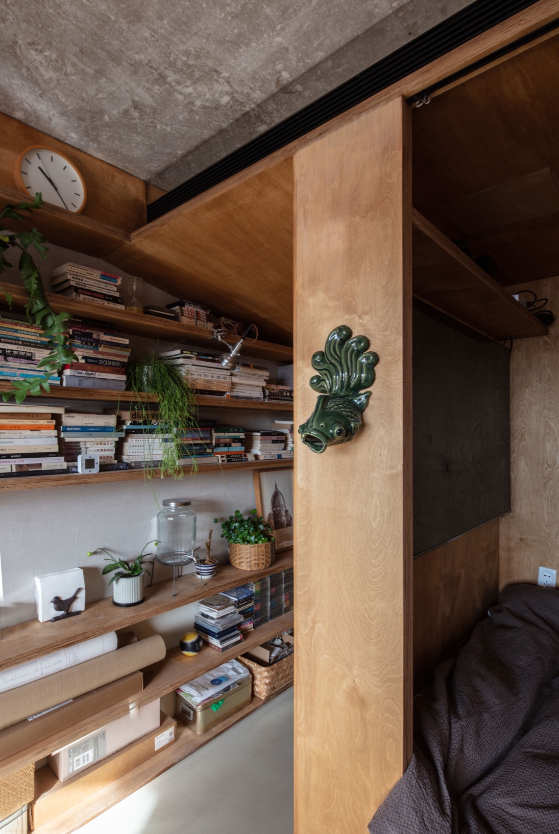 山顶洞之家  老破小里的庇护和观望丨中国北京丨察社办公室-105