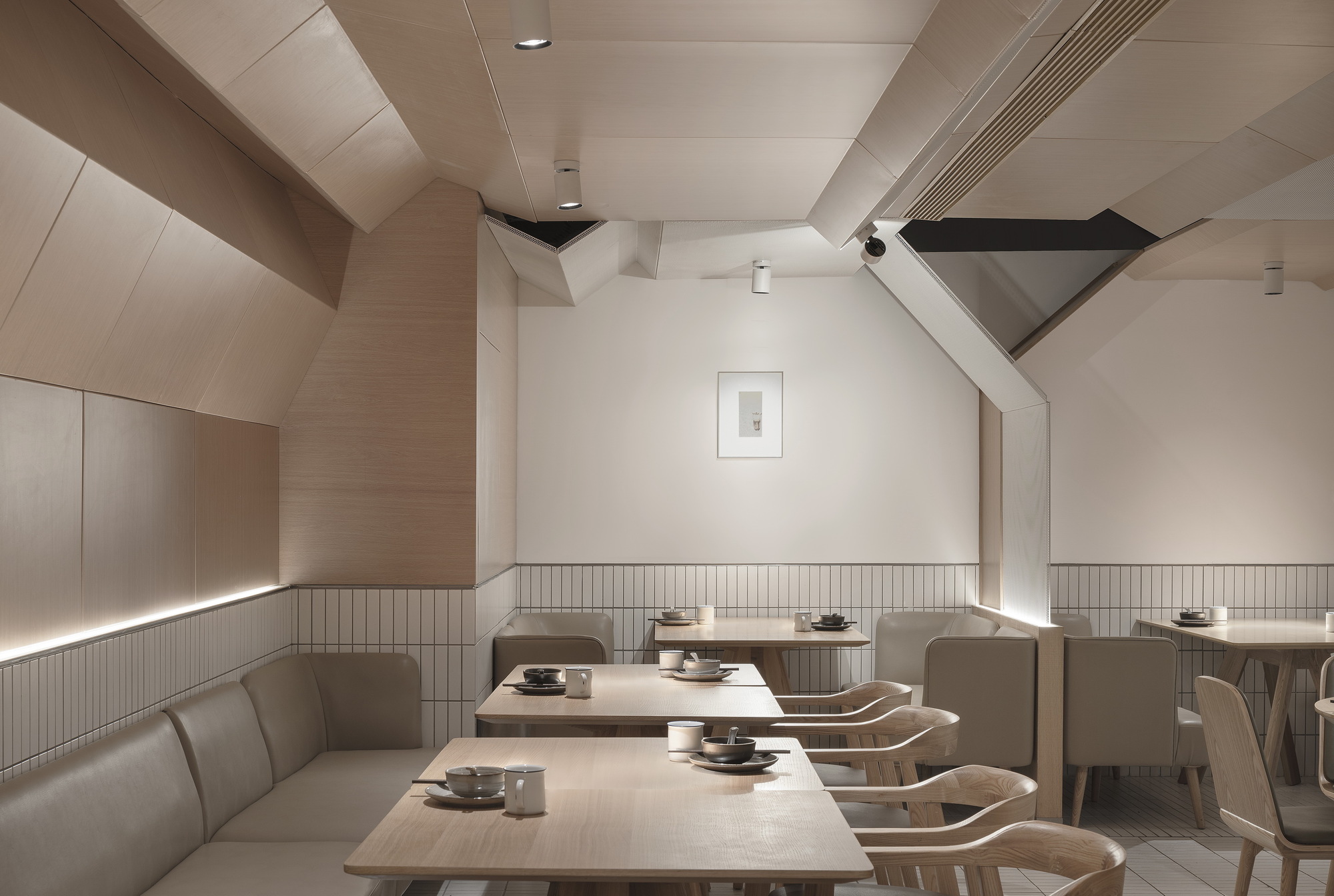 Goose Hut Home Bistro     / Golucci Interior Architects-18