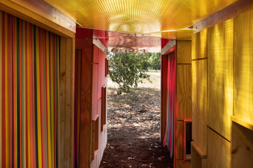 Hidden in Plain Sight Pavilion / Nelsen Partners-35