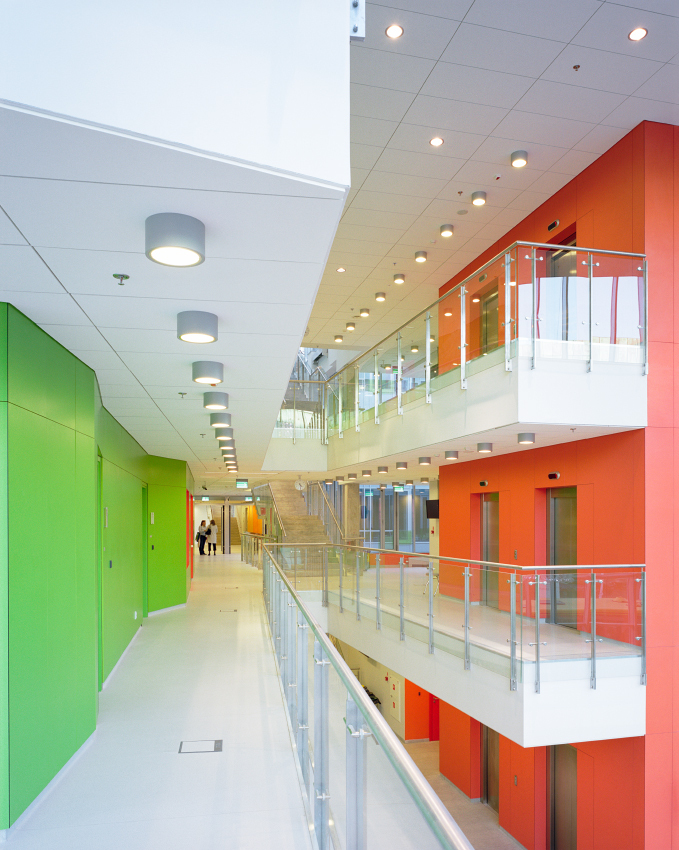 波兰华沙杜布拉 55 号现代语言与应用语言学建筑丨Kuryłowicz & Associates-36