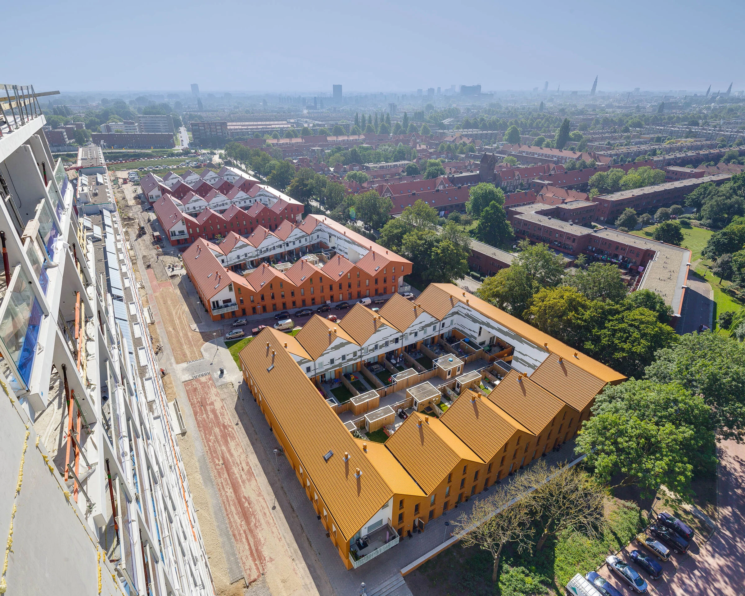 荷兰 Groningen 的 Court-housing Cortinghborg | 景观与建筑的完美融合-7