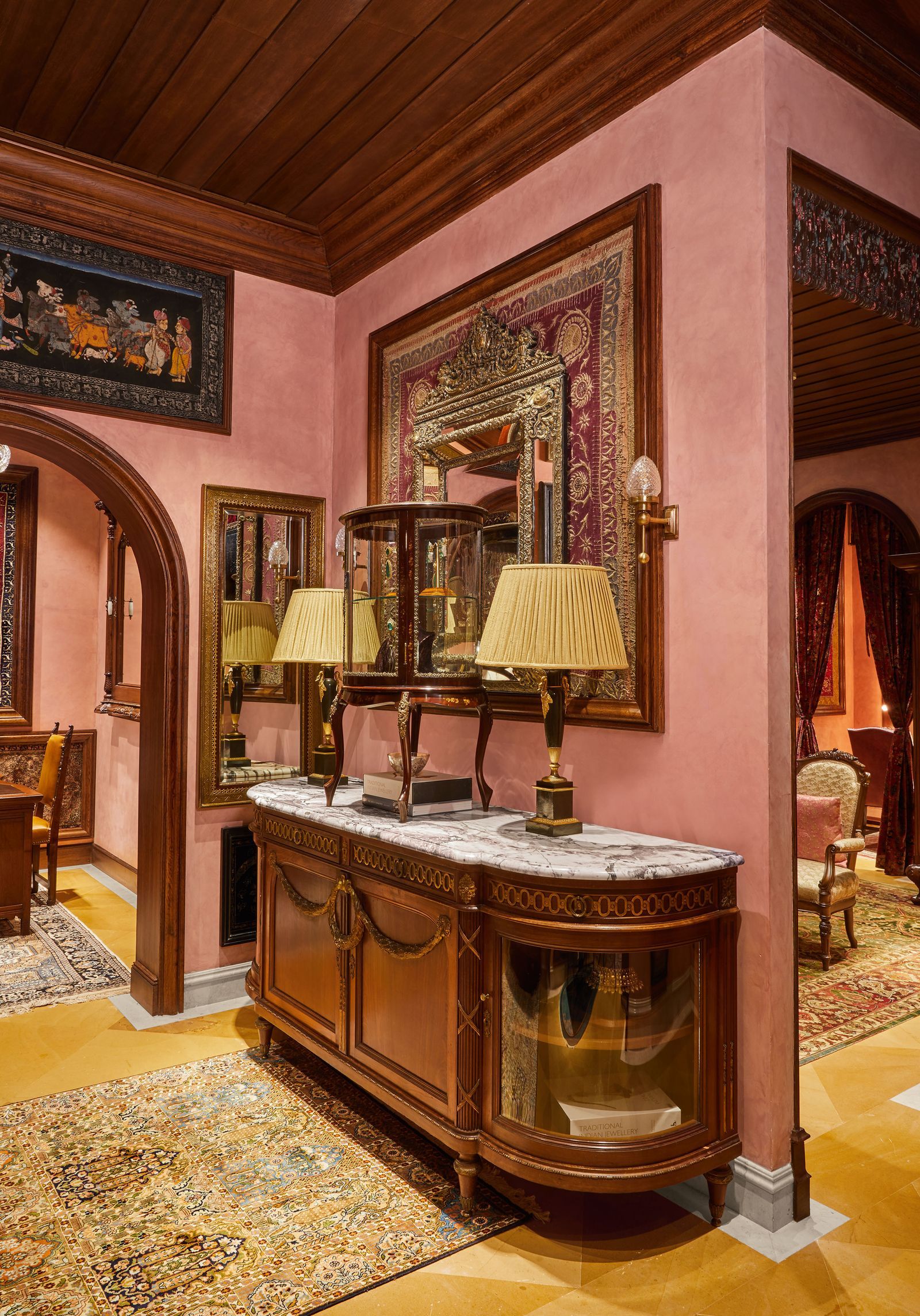 Sabyasachi Mukherjee孟买旗舰珠宝店-23