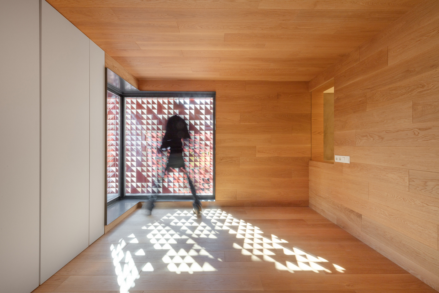 葡萄牙 Alto de Vila 365 住宅丨Terra Arquitectos-10