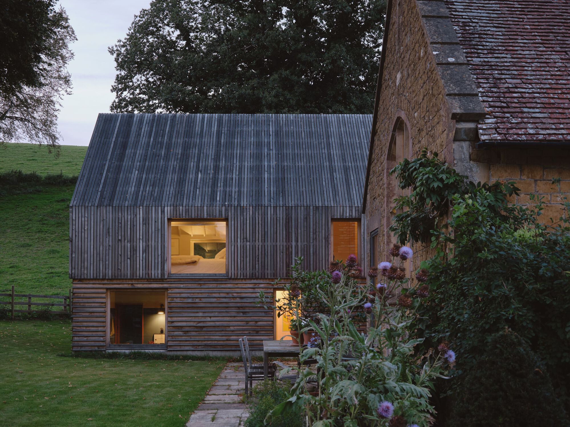 Pitcombe’s Old School House Renovation / Bindloss Dawes-37
