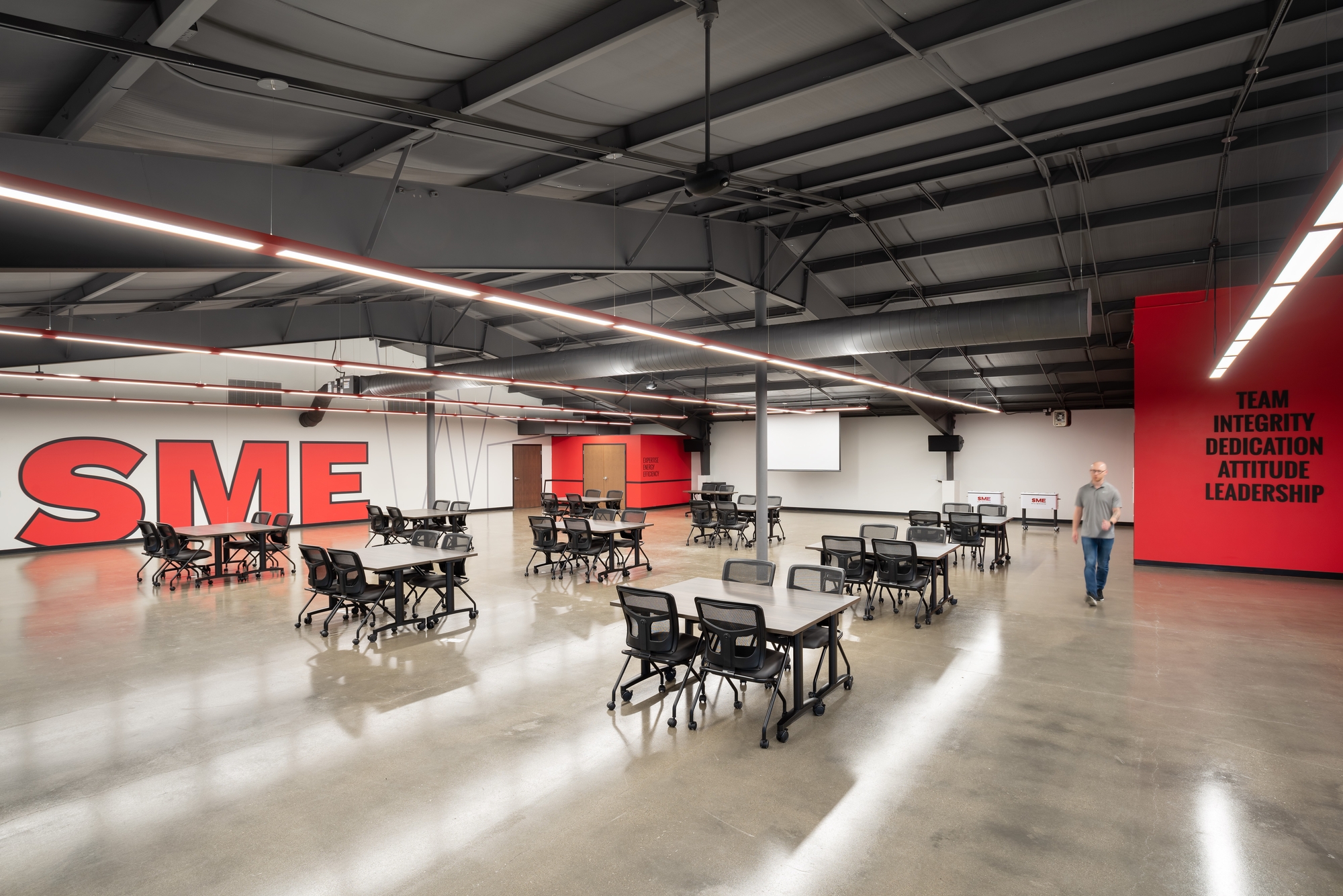 Settle Muter 电动办公室丨美国哥伦布丨WSA-24