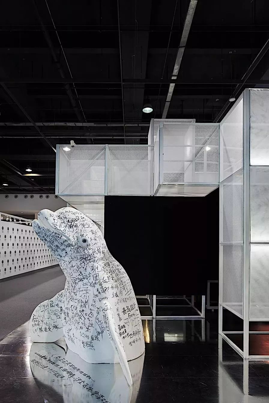 广州设计周盛宴,维上设计首席蓝玉维荣获金住奖-11