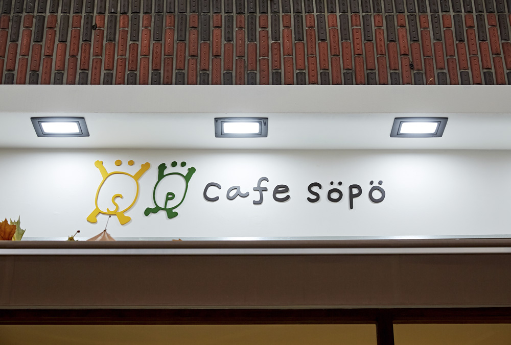 首尔 7 坪小空间，打造温馨治愈系咖啡馆-13