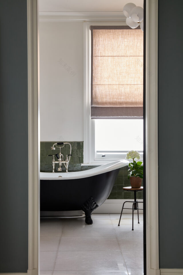 Imperfect Interiors
-19