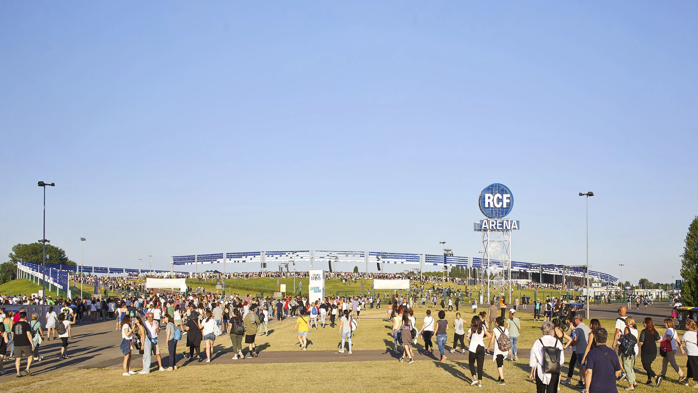 雷焦艾米利亚 RCF 体育馆丨意大利雷焦艾米利亚-15