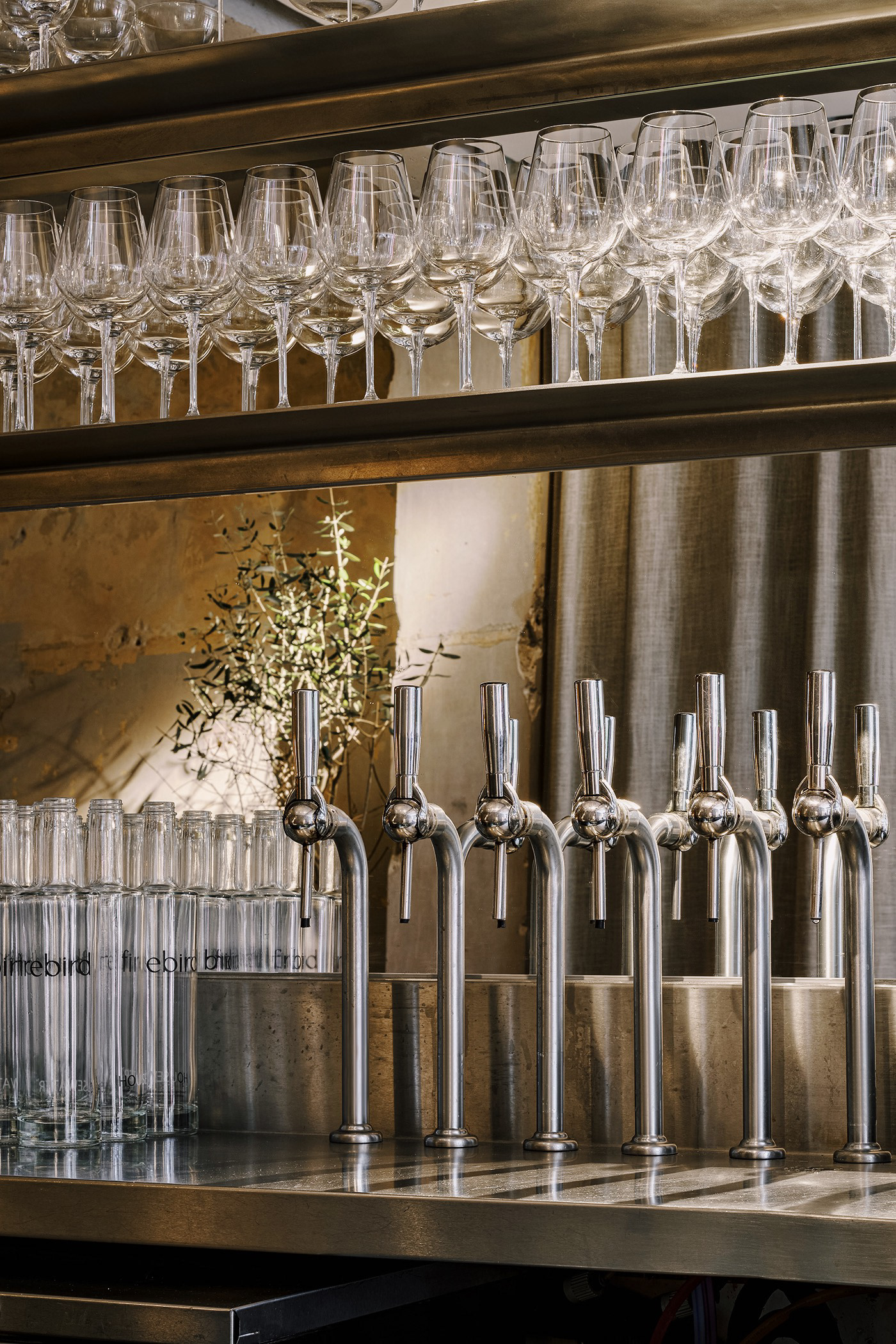 Firebird 餐厅 · 伦敦丨英国伦敦丨DA Bureau-28