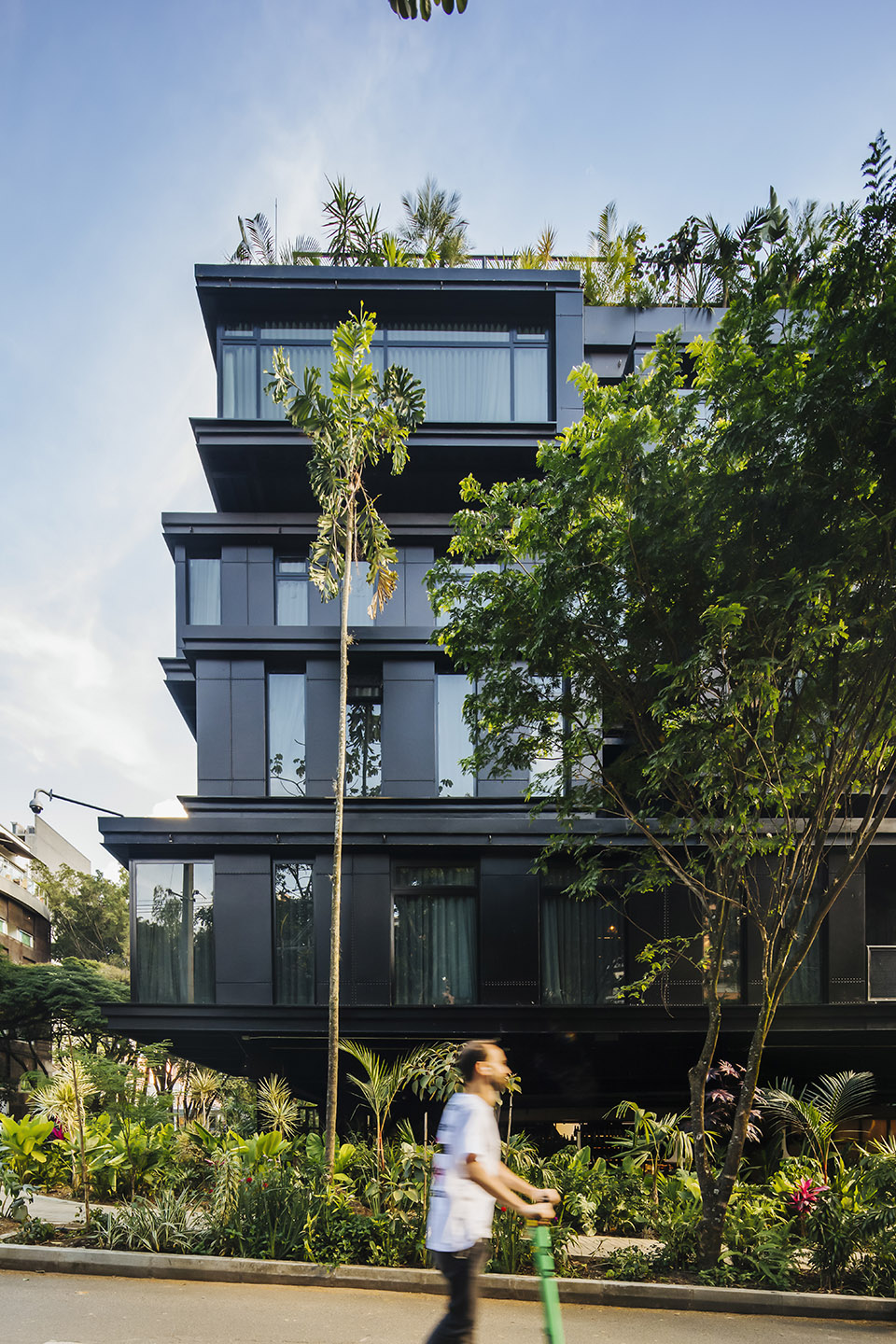 麦德林Click Clack酒店,哥伦比亚 / Plan:B Arquitectos-91