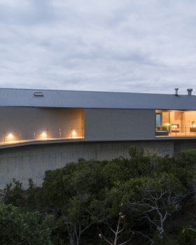 Floating Dune House / Slee & Co Architects