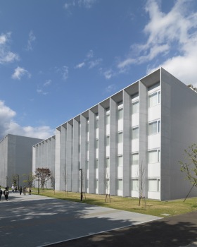 北海道科学大学 DEF 楼丨日本