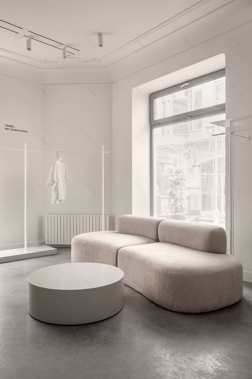 COOSH 精品店丨乌克兰捷尔诺波尔丨Sofiia Hupalovska-16