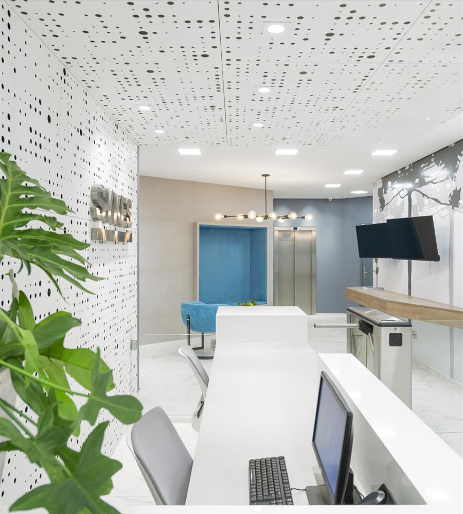 Sykes 办公室 | 激光穿孔金属板打造科技感接待区-3