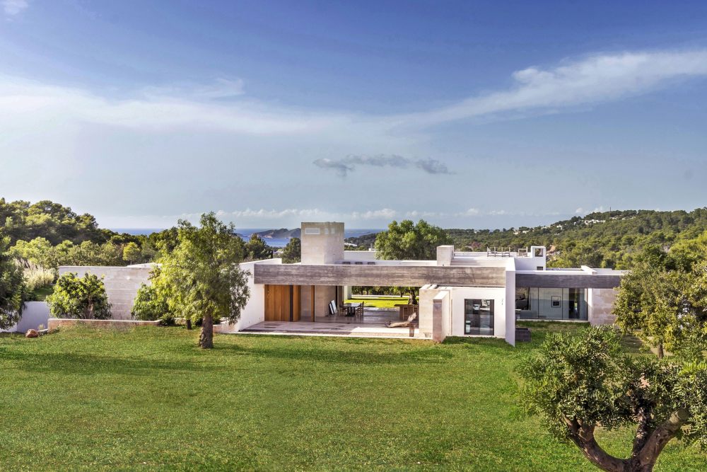 英国 Ibiza 之家 | Isabelle Stanislas-8