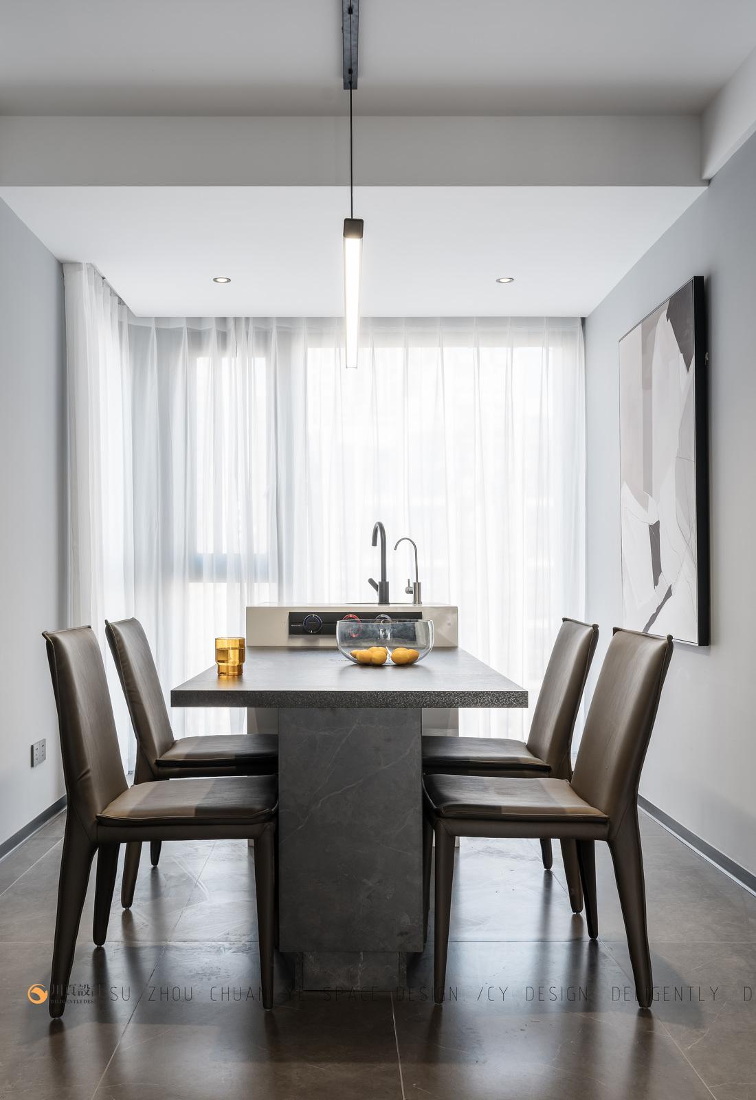 极简黑白灰空间中的宁静“蓝”-15