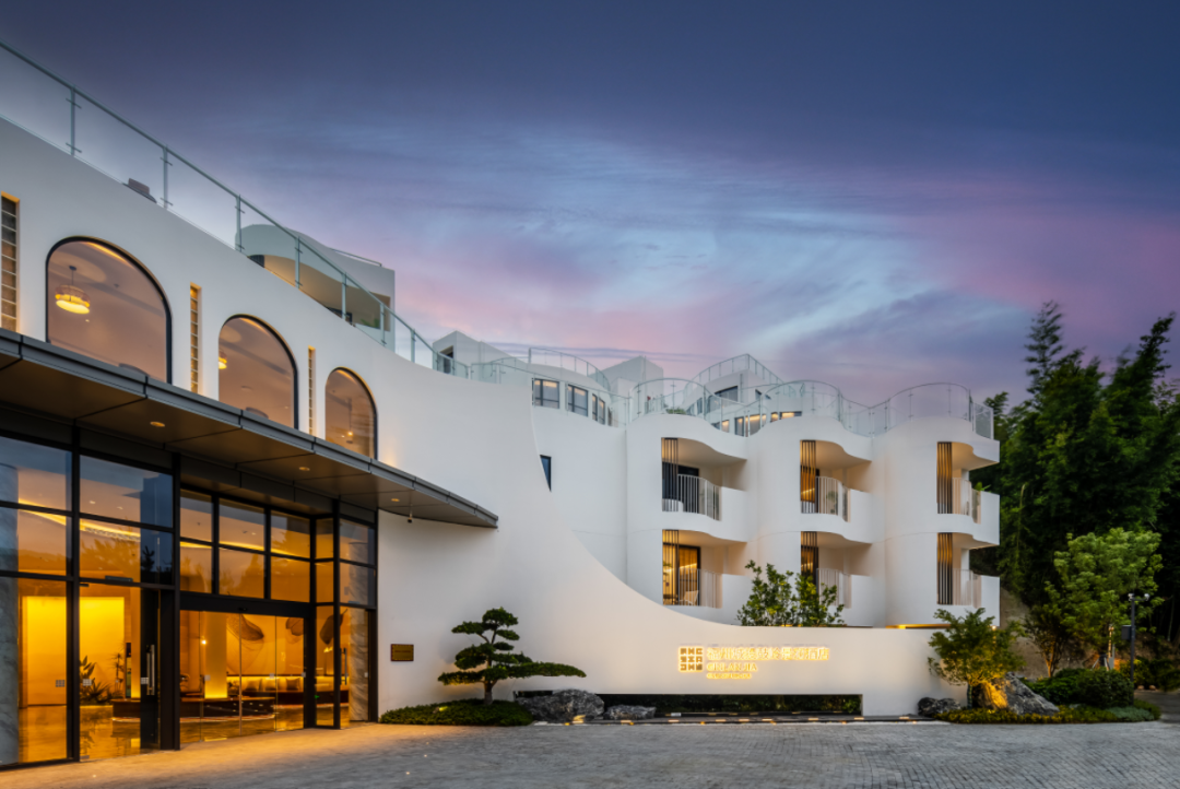 FADI项目|公司设计项目福州城投鼓岭景澜酒店喜获“携程口碑榜—2024设计感酒店榜”殊荣-24