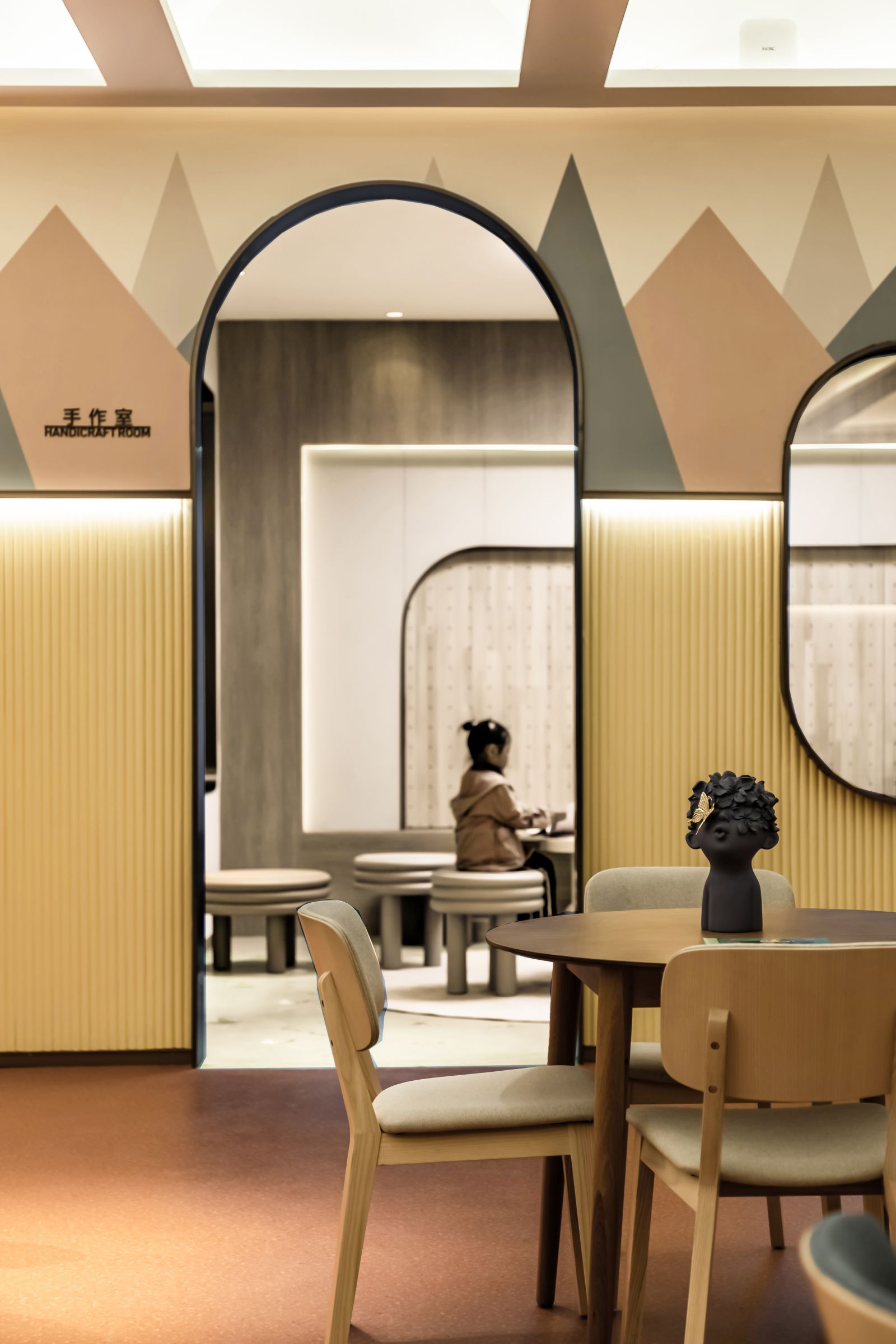 健身瑜伽休闲会所丨中国开封丨运成设计-15