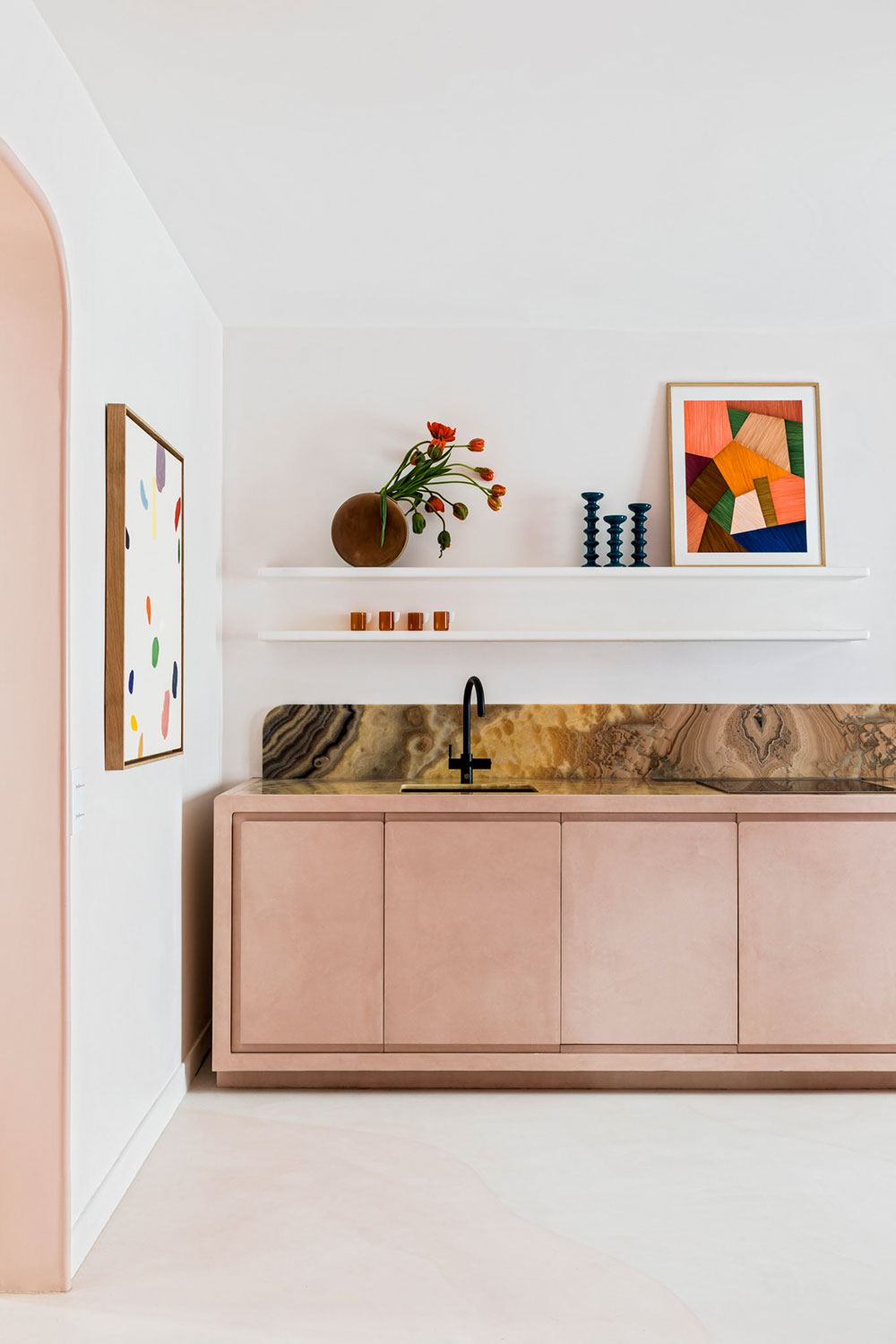 巴黎优雅公寓的粉色大胆设计-10