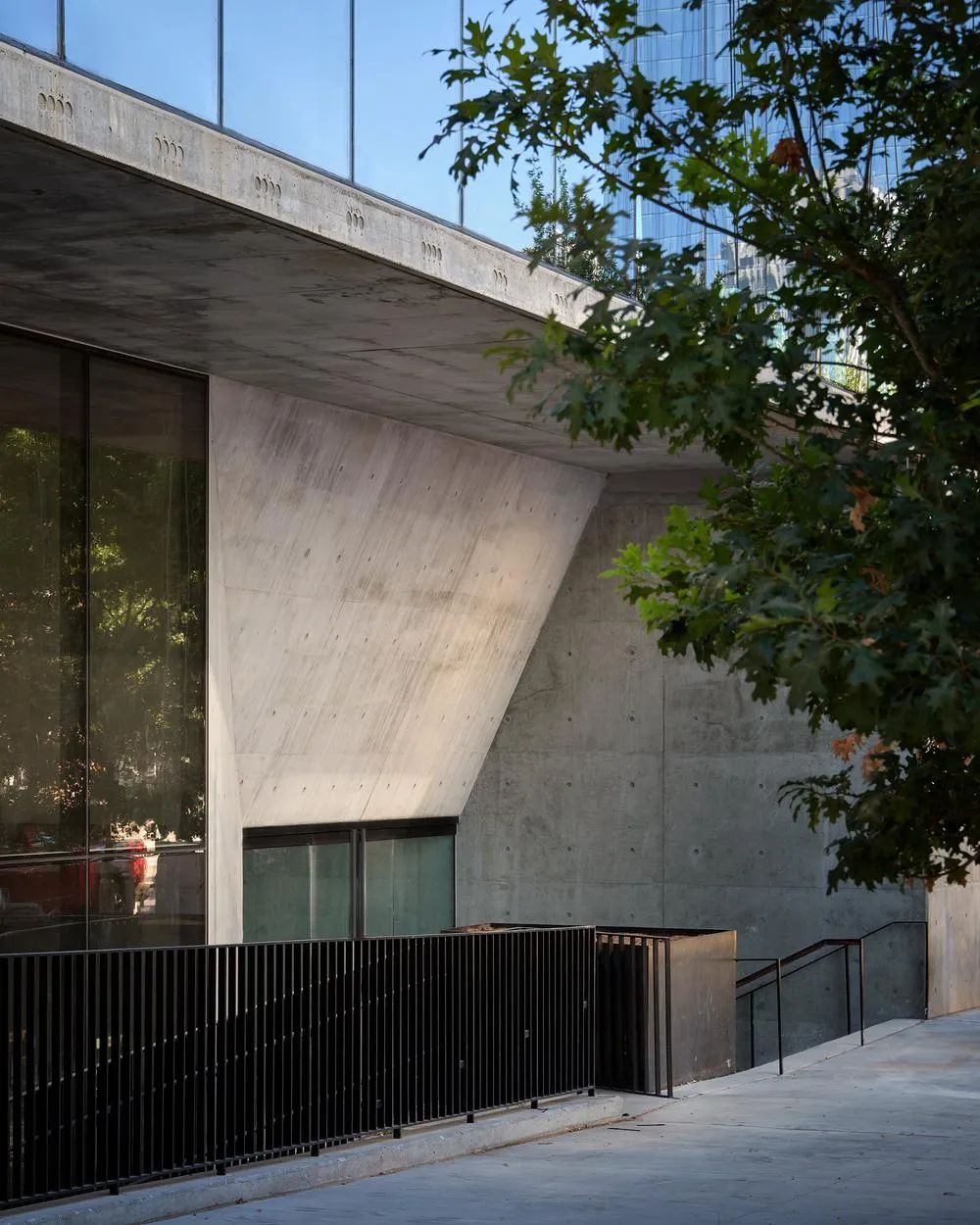 Waterloo Central · 极简精致工业风工作空间丨美国丨Runa Workshop-34