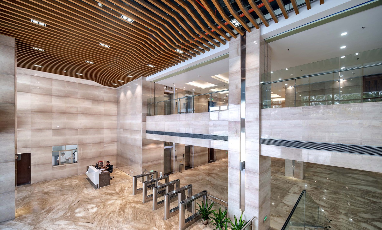 广州白云国际机场综合信息大楼-14