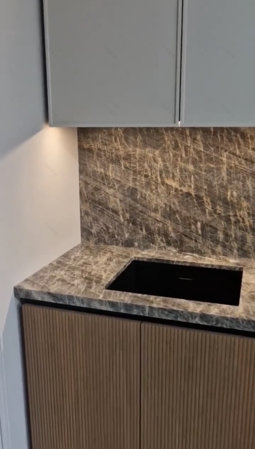 天空石英石厨房丨俄罗斯莫斯科丨Kameno Cube Stone Atelier-0