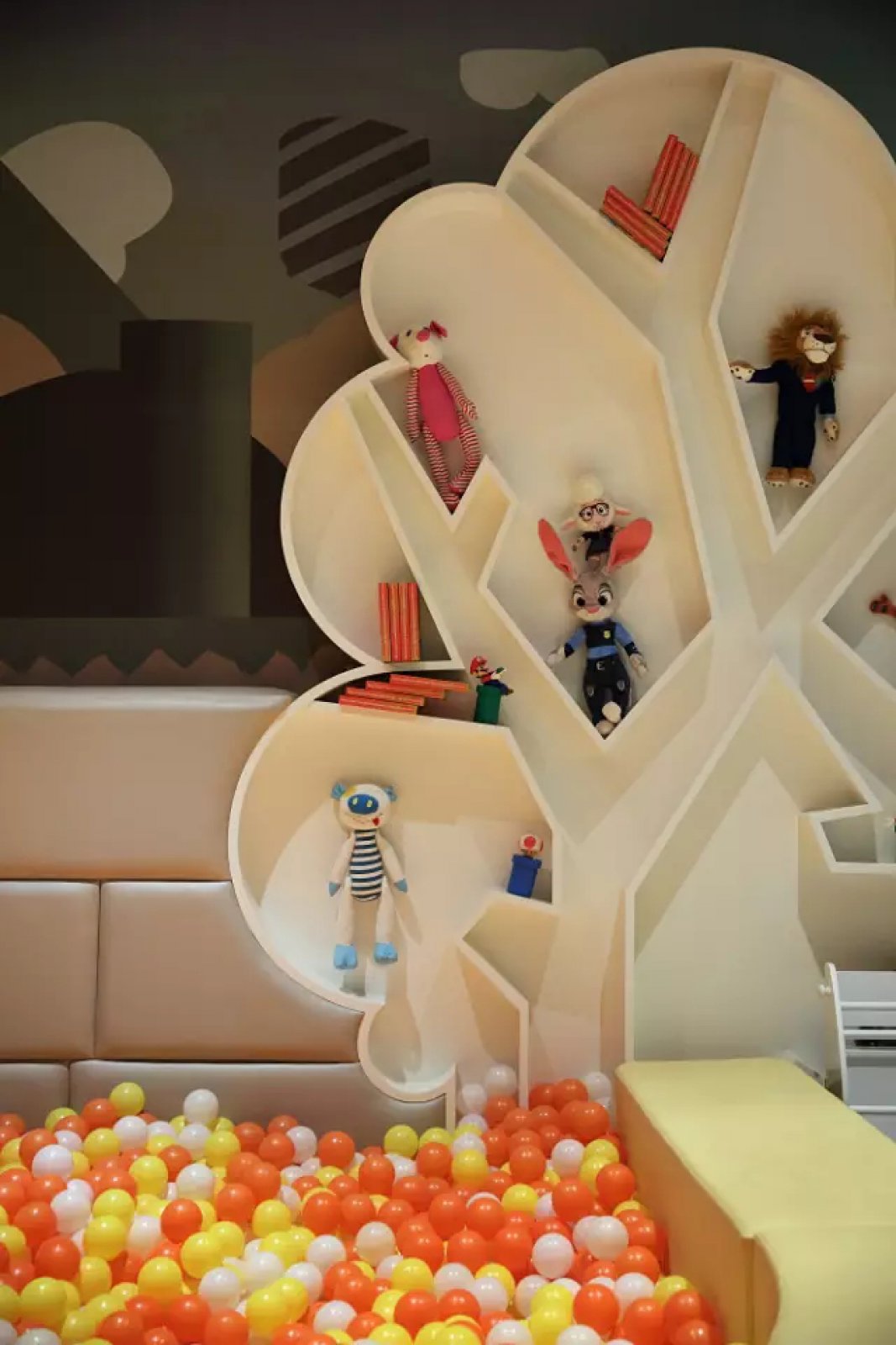 深圳沙井荣御售楼处  ArtHouse-19