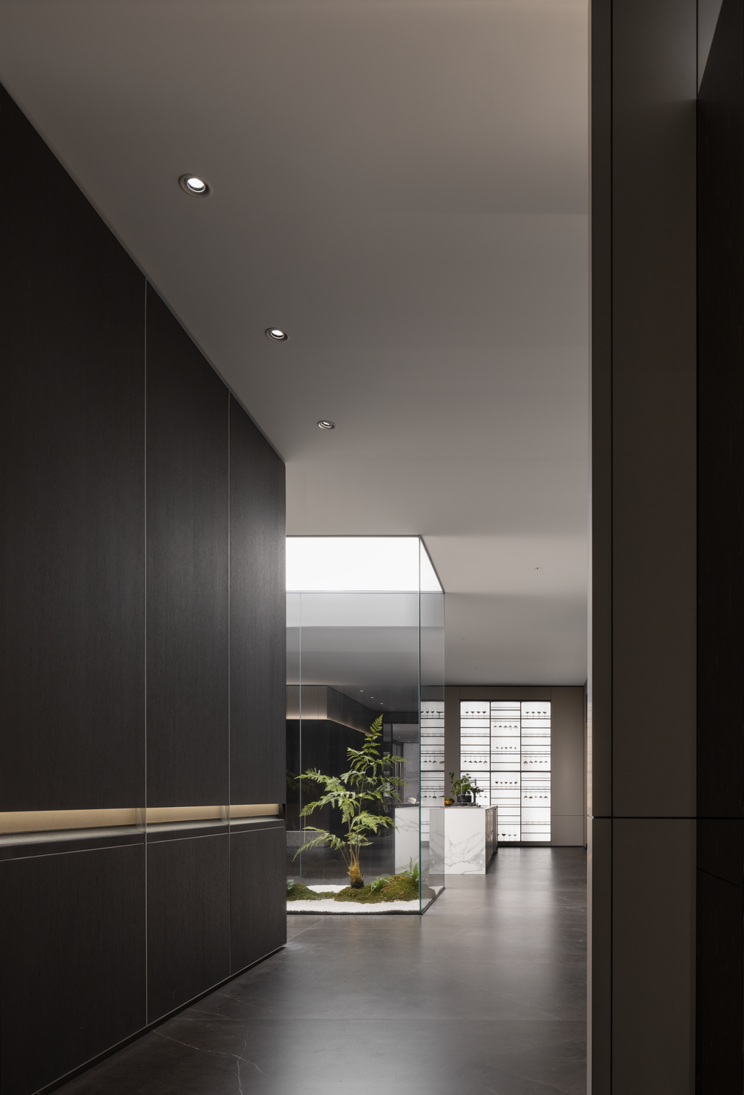 玛格·极广州罗浮宫旗舰店丨中国广州丨广州共生形态工程设计有限公司-93