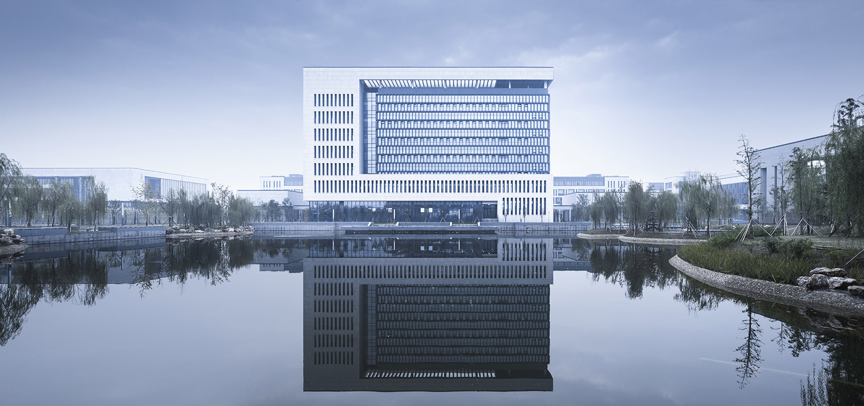 庭院深深 & 泰州中学新校区 / 华南理工大学建筑设计研究院-31