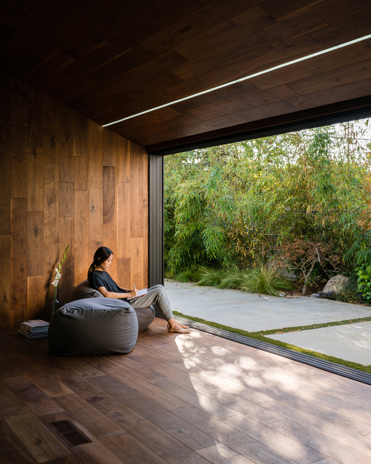 refurbished 1970s Frank Gehry-16