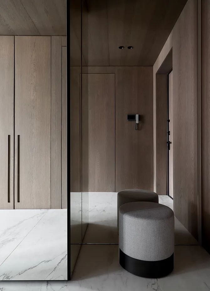 一位年轻女孩 80㎡的家 · 现代简奢丨俄罗斯圣彼得堡丨DE&DE Studio-23