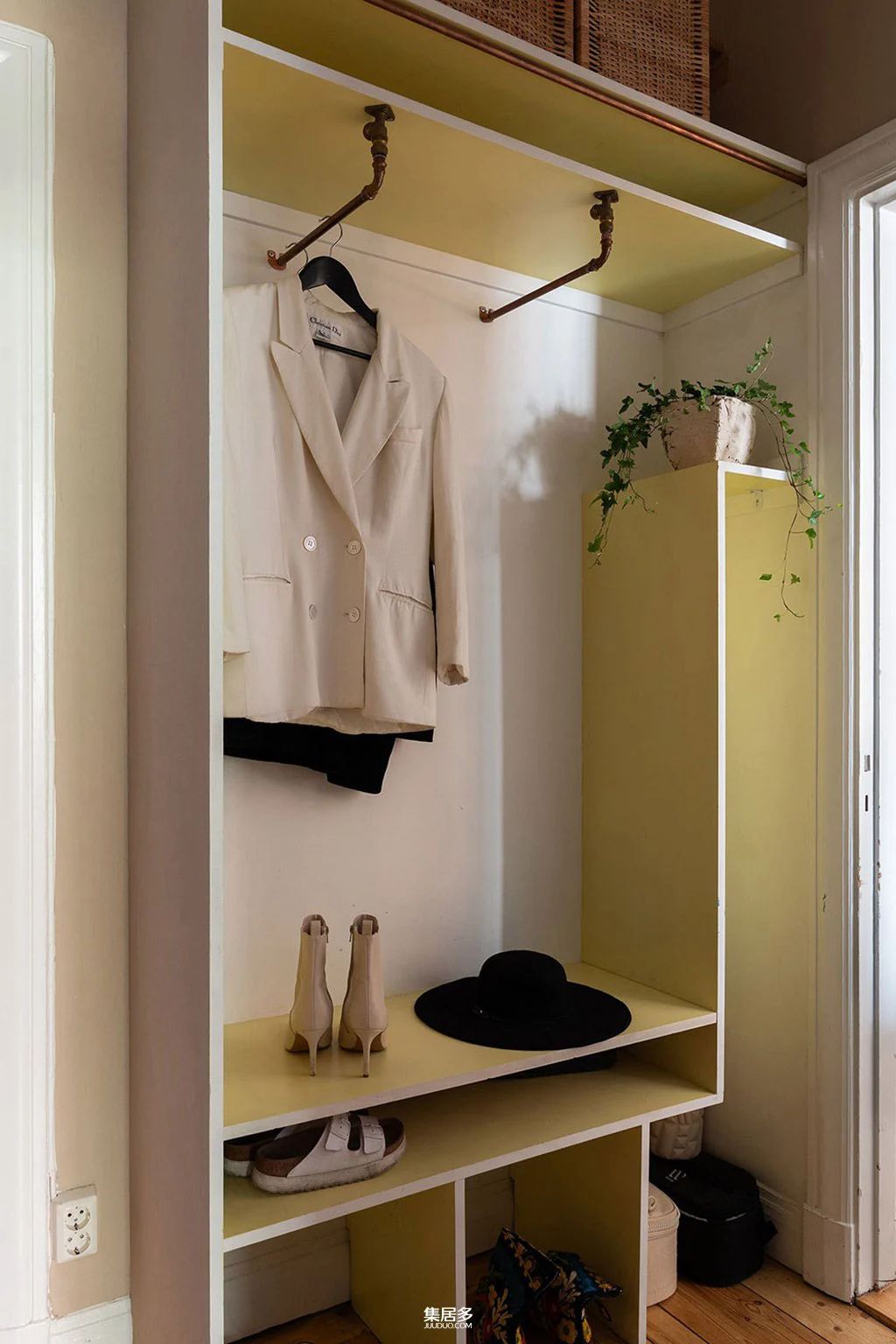 绿色调斯堪的纳维亚时尚公寓：舒适与复古的完美结合（45平方米）-28