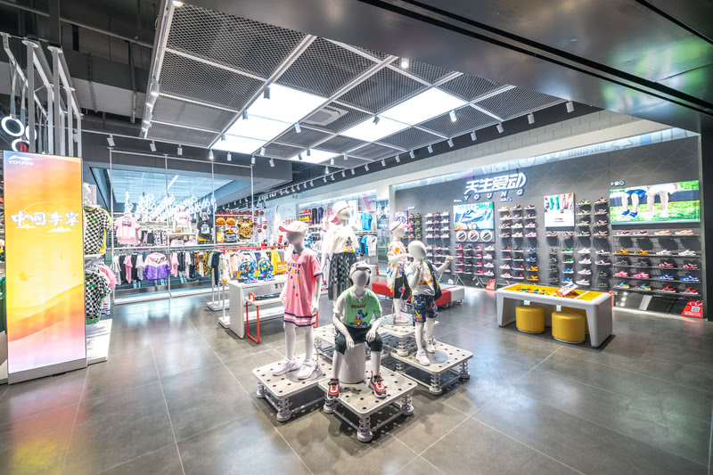 李宁八代形象设计版本 · 柳州万象城旗舰店-11