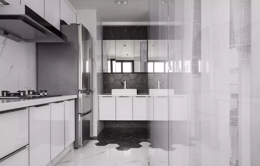 48 平米小户型秒变 100 平,现代风格设计展现空间魔法-25