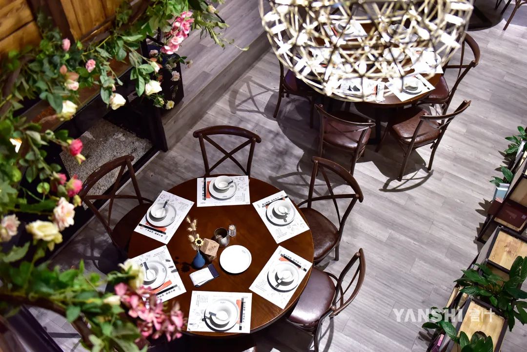 川菜酒馆 | 音乐与美食的融合，打造城市中的心灵栖息地-13