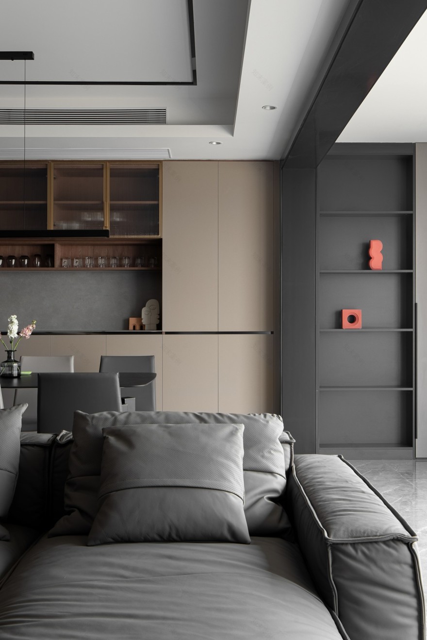 又蓝设计 · 咖色-8